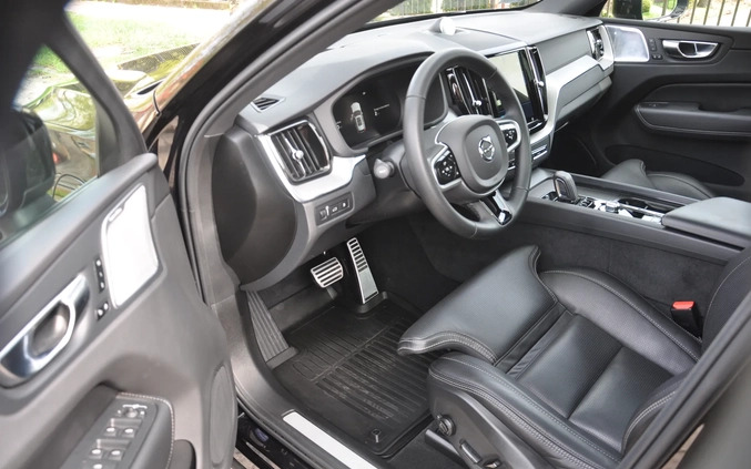 Volvo XC 60 cena 269000 przebieg: 16000, rok produkcji 2021 z Busko-Zdrój małe 781